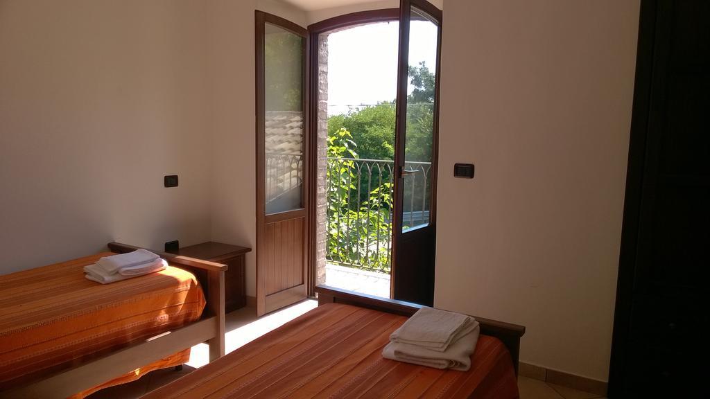 Agriturismo Za Beata Bed & Breakfast Penna Sant'Andrea Dış mekan fotoğraf