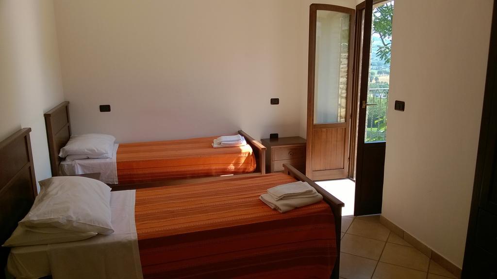 Agriturismo Za Beata Bed & Breakfast Penna Sant'Andrea Dış mekan fotoğraf